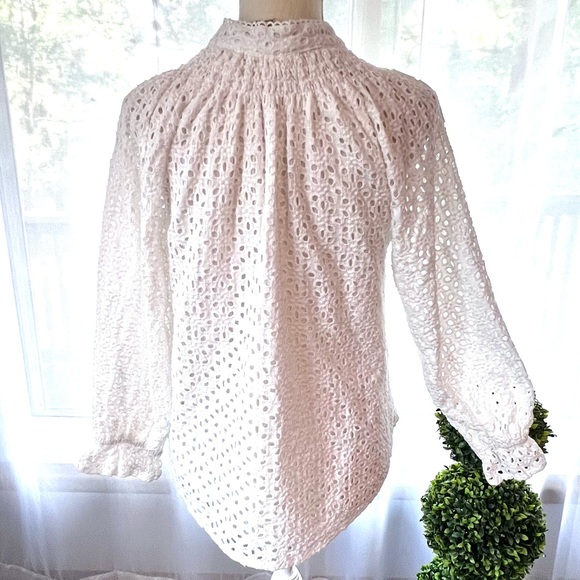 Elan Bella Eyelet Floral Embroidered Top White Size Medium - Picture 4 of 16